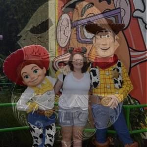 Meet your Posher, Carissa